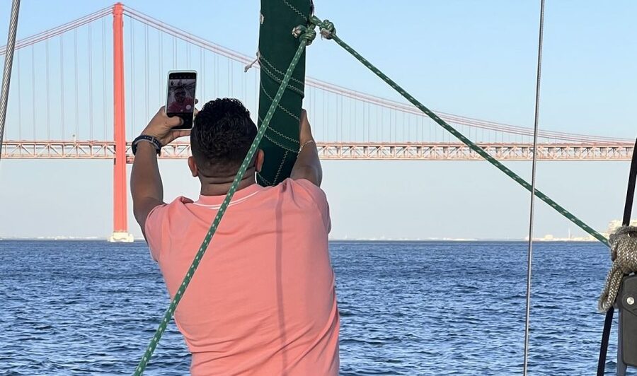 Lisbon: Private sailboat tours on Tagus River - Commerce Square from the water