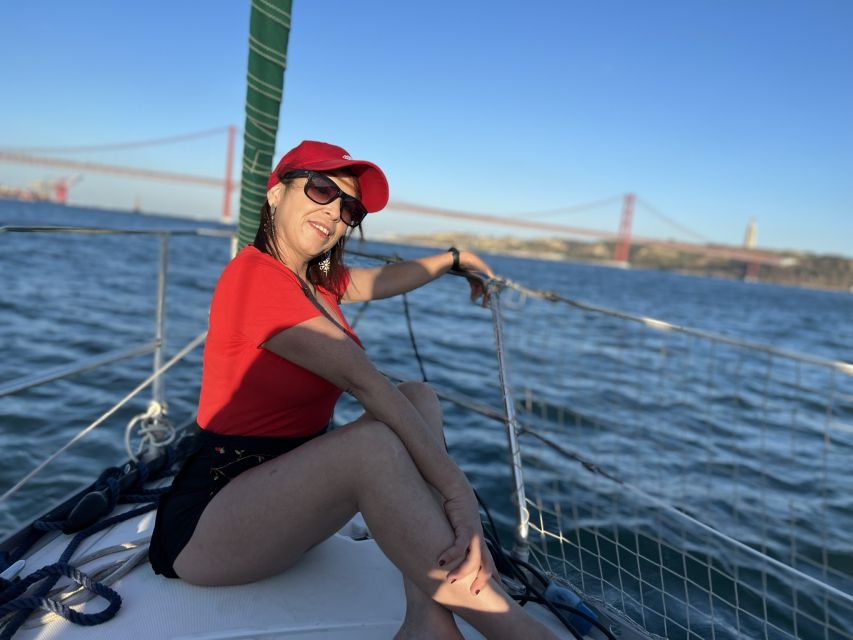 Lisbon: Private sailboat tours on Tagus River - What the crew adds to the trip