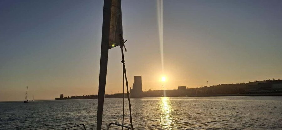 Lisbon Sailing on the Tagus - What the private format really changes