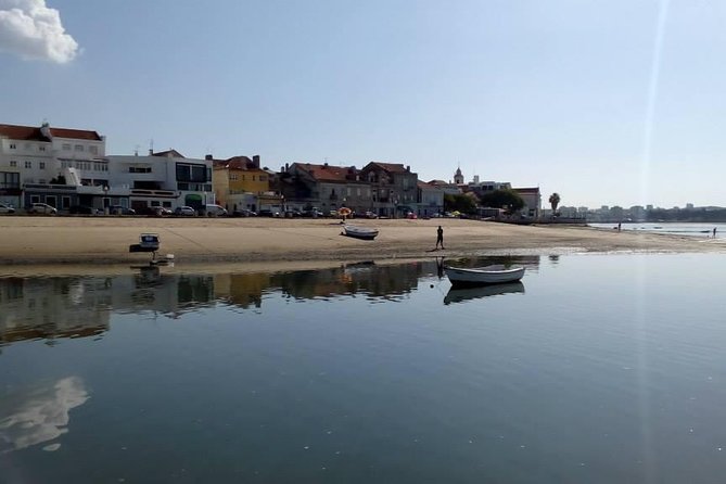 Lisbon Sailing Tour: 2-Hour Cultural Scenic Cruise with Wine - Setting out from Doca de Belém