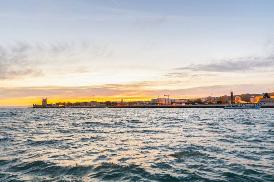 Lisbon: Sailing Tour on the Tagus River - Finding the white van at Doca do Bom Sucesso