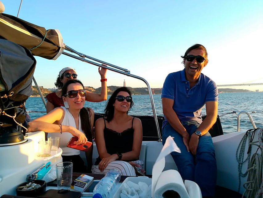 Lisbon: Sailing Tour with Wine and Snacks - Alfama from a different angle