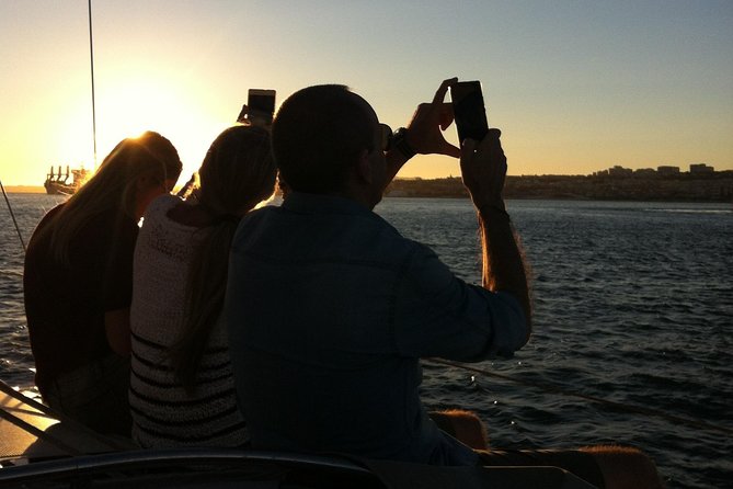 Lisbon Small Group 2h Sunset Sailing- Live Commentary & a Drink - The Monument to the Portuguese Discoveries from the river