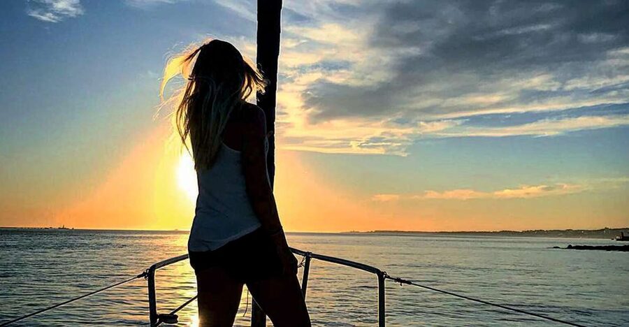 Lisbon: Sunset Sailing Cruise with Wine - Key points to know before you book