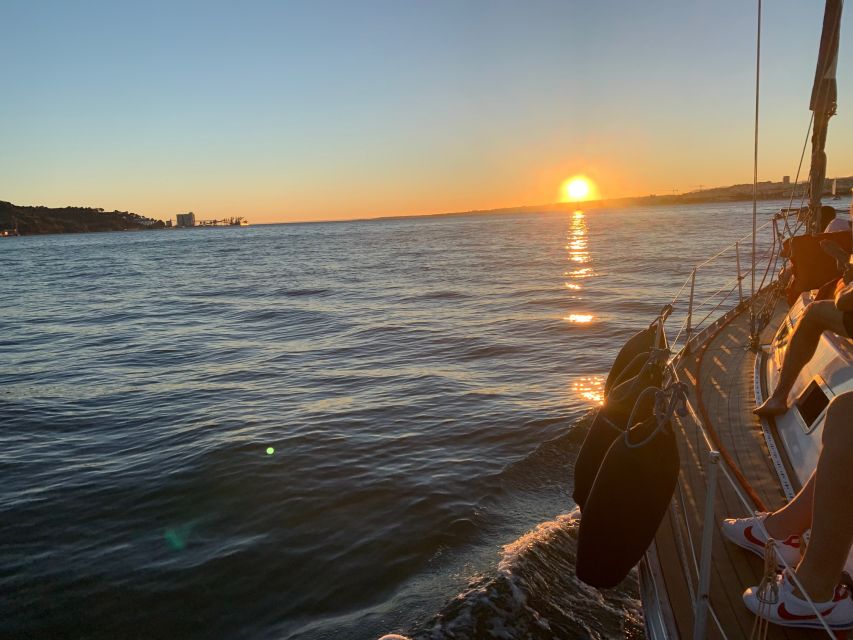 Lisbon: Sunset Sailing Cruise with Wine - Is $64 good value?
