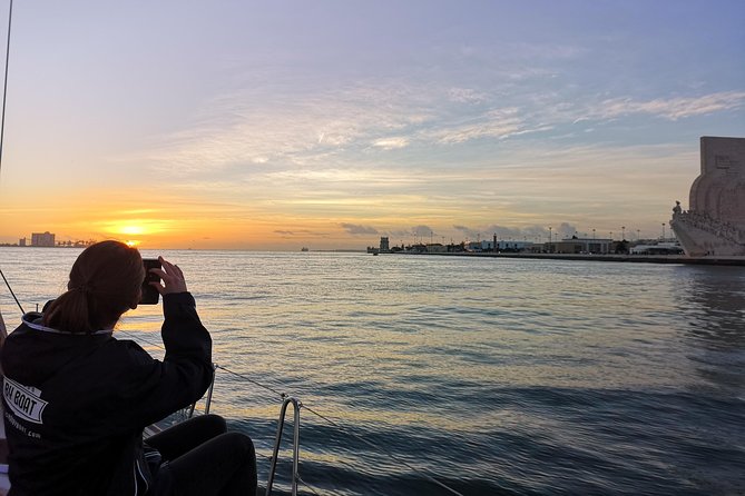 Lisbon Sunset Sailing Tour on Luxury Sailing Yacht with 2 Drinks - How the tour fits into a Lisbon day
