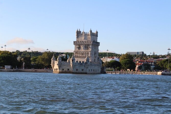 Lisbon: Sunset Sailing with Local Wine & Stunning Views - Key details before you book