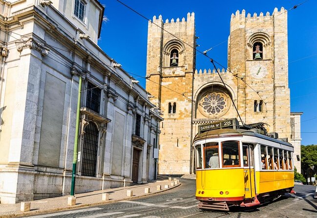 Lisbon: Sunset Sailing with Portuguese Wine and History - The best parts of this Lisbon sunset sail