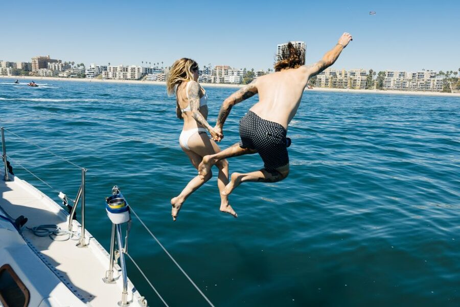 Long Beach: Private Sailboat Rental with Licensed Captain - The two-hour limit and the best departure time