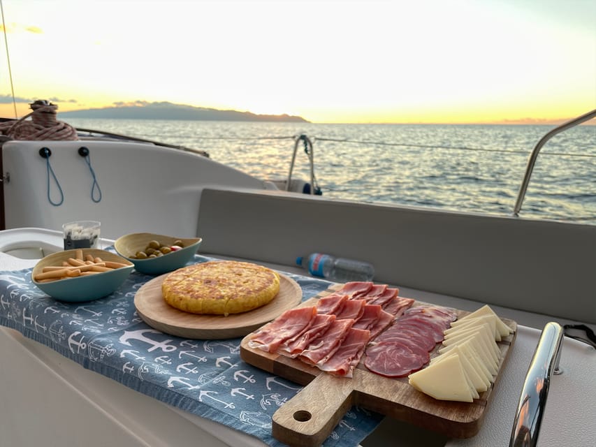 Los Gigantes: Private Sailing Tour with Swim, Drink, & Tapas - Tapas, Drinks, and Time on Deck