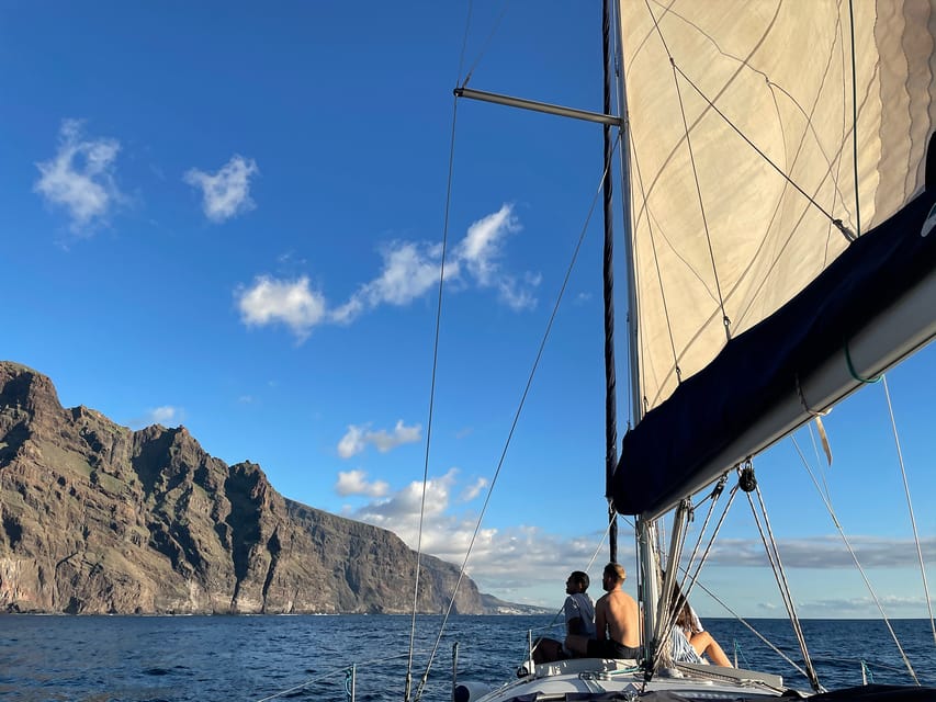 Los Gigantes: Private Sailing Tour with Swim, Drink, & Tapas - What the Private Format Adds