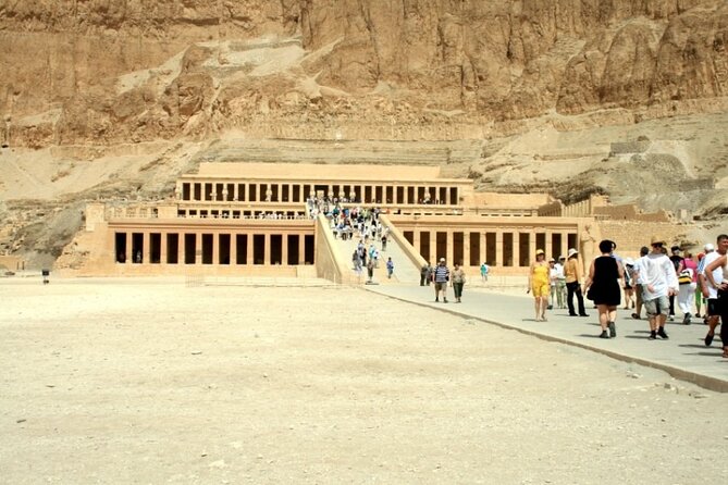 Luxor Tours: City Tour,Hot Air Balloon,Kings Valley,Sailing Felucca,Camel Ride - The cost: good coverage, incomplete pricing