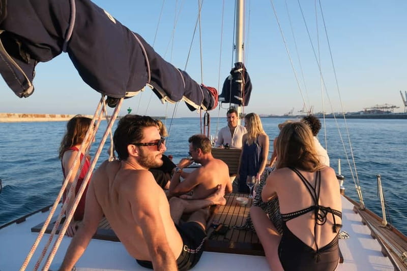 Luxury and exclusive sailing tour with private service - Day sailing, sunset, or a private celebration