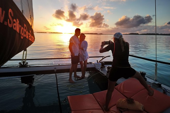 LUXURY Catamaran Bora Bora : The Sunset Escape - Sailing toward Mount Otemanu