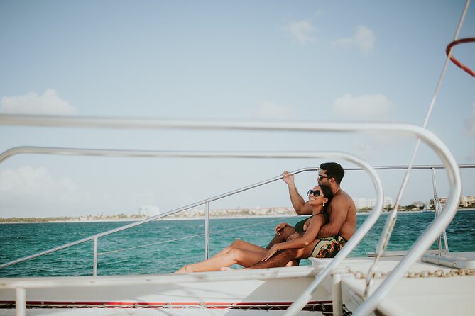 Luxury Champagne and Lobster Sail to Boca Catalina - How the price compares with other Aruba boat trips