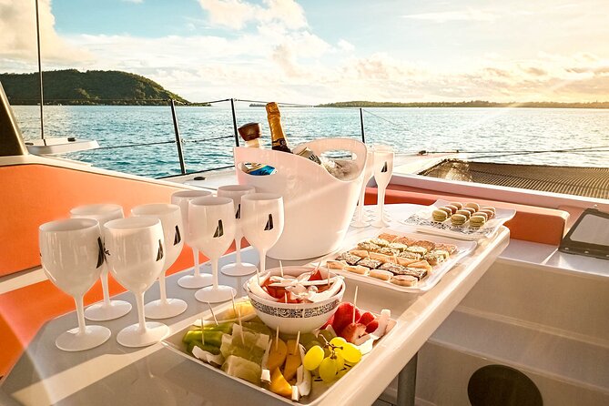 LUXURY PRIVATE Catamaran Bora Bora : Half-Day Trip - Snorkeling in water that feels like an aquarium