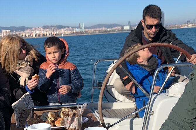 Luxury sailboat ride with drinks and aperitif-Small Groups - Setting Out From Port Olímpic