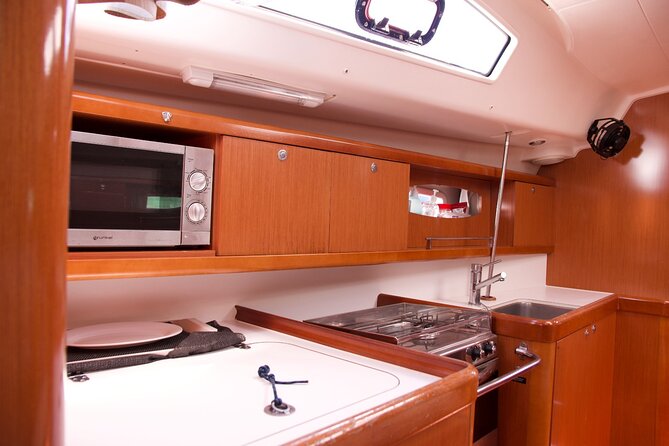 Luxury sailboat ride with drinks and aperitif-Small Groups - The Barcelona Skyline From the Mediterranean