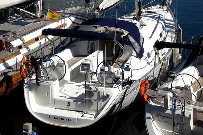 Luxury sailboat ride with drinks and aperitif-Small Groups - Barceloneta Beach From the Water