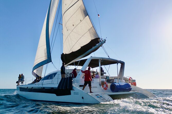 Luxury Sailing catamaran charter in Cabo San Lucas all inclusive - Is $2,350 a fair price?