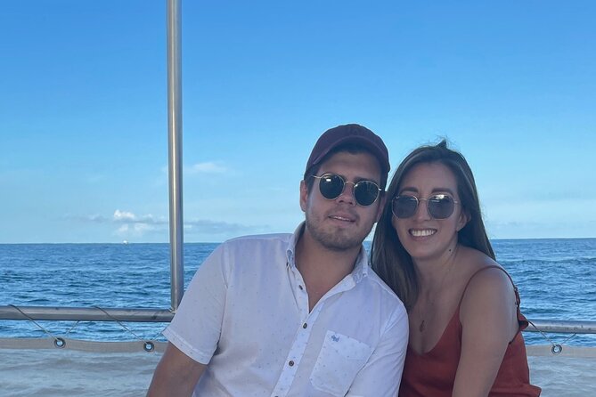 Luxury Snorkel Tour in Sailing Catamaran - Sailing Toward Chileno Bay