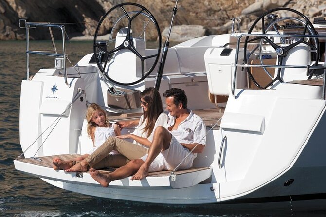 Mallorca Half Day Cruise on a Sailing Boat - The crew is a major part of the experience