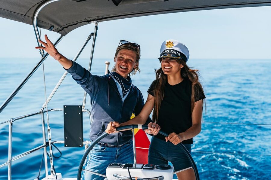 Mallorca: Midday or Sunset Sailing with Snacks and Open Bar - Why the small yacht matters