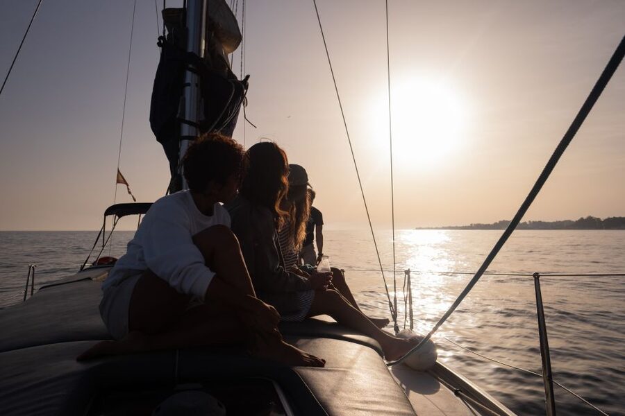 Marbella: Sailing & Dolphin Watching with Snacks and Drinks - Setting out from Puerto Banús