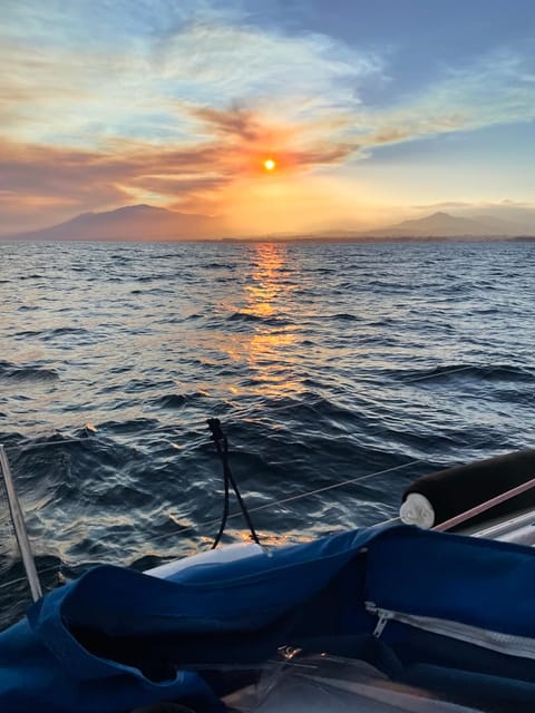 Marbella: Sunset Luxury Sailing Cruise in Puerto Banús - Six things to know before you book