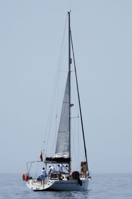 Marbella: sunset sailboat trip Drinks-Snacks,2 hour - Swimming, paddle surf, and time on the water