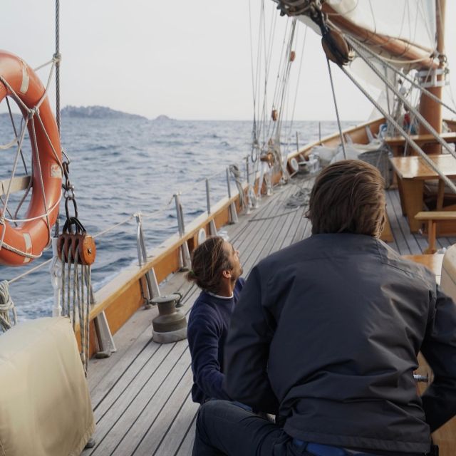 Marseille : Afternoon sailing trip - Setting the sails and finding your place on deck