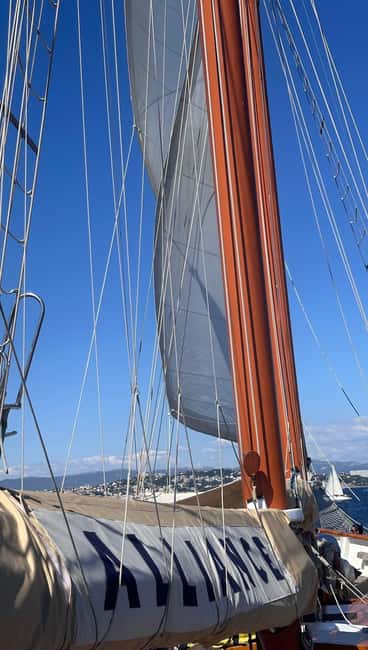 Marseille: Calanques Sailing Cruise with Lunch and Wine - What this Marseille sailing day is really like