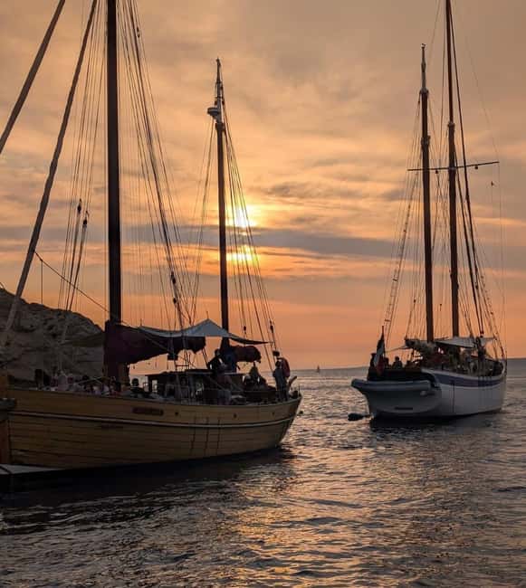 Marseille: Evening sailboat trip to the Calanques du Frioul with buffet and organic wine - What to Wear and What to Bring