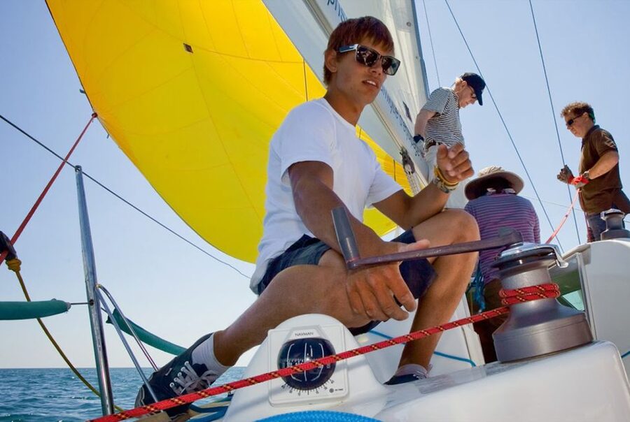 Marseille: Frioul Calanques Sailing Trip - Learning to sail with the skipper