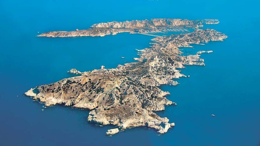 Marseille: Morning Sailboat Trip - Following the Marseille Coastline Toward Frioul