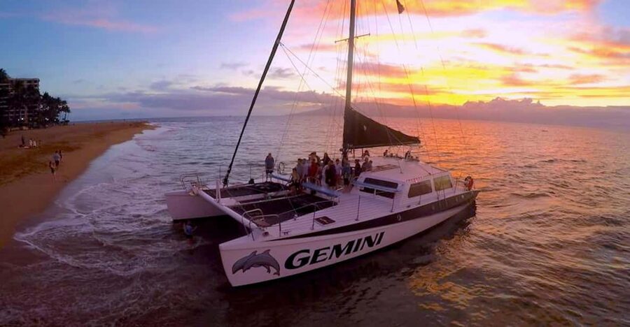 Maui: 2 Hour Sunset Dinner Sail with Open Bar and Appetizers - Who will enjoy this cruise most