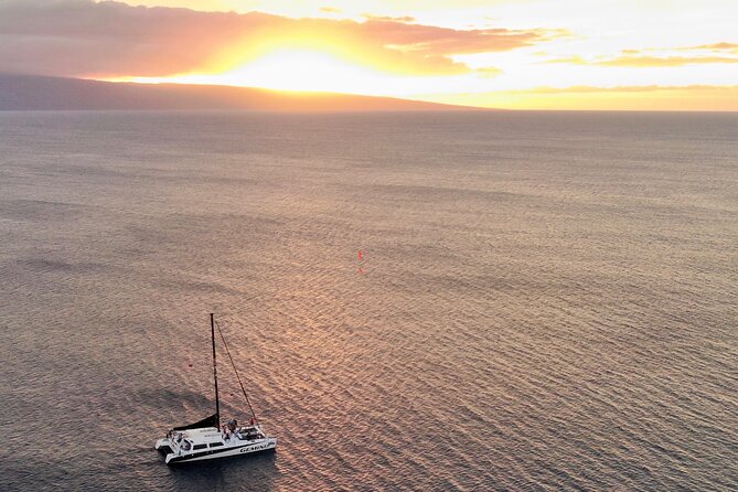 Maui: Coast of Ka'anapali Beach Sunset Dinner Sail - Crew service and the mood aboard Gemini