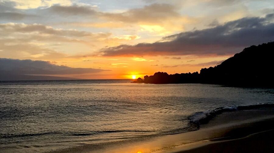 Maui: Ka'anapali Luxury Sunset Dinner Sail - Key points to know before you book