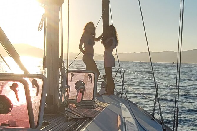 Mediterranean Sailing Tour to Îles de Lérins - The boat, supplies, and onboard comfort