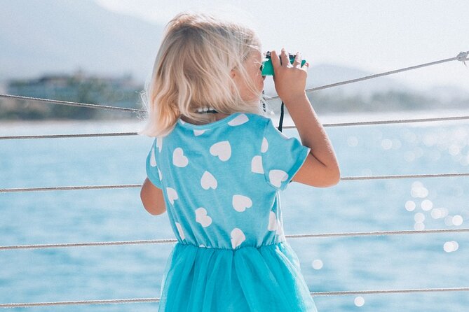 Midday Whale Watch: Mā’alaea Harbor - A more personal boat experience