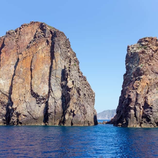 Milos: Kleftiko Semi Private Sailing Cruise with Lunch - Agios Dimitrios and the quiet final stop