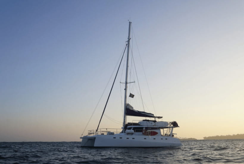 Mirissa: Sunset Catamaran Sailing Boat Tour with Dinner - Practical booking advice for Mirissa