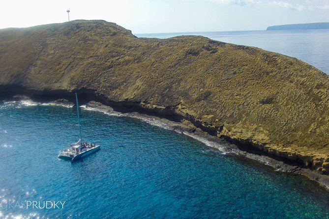 Molokini Snorkel and Performance Sail: Mā’alaea Harbor - Breakfast, coffee, and getting ready to snorkel