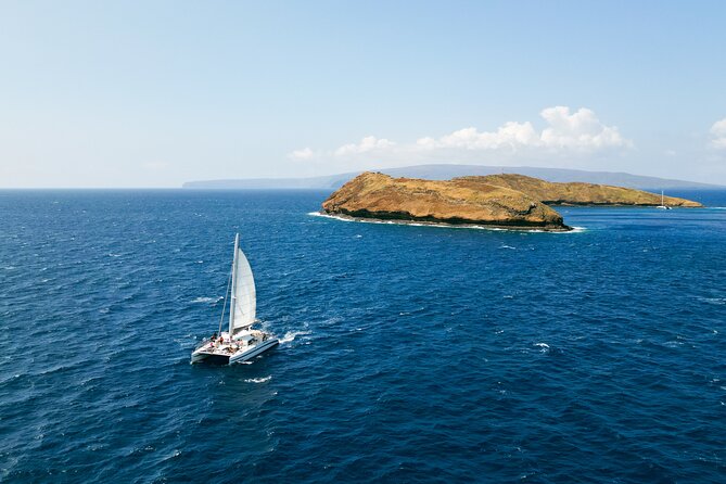 Molokini Snorkel and Performance Sail: Mā’alaea Harbor - Sailing across the channel toward Molokini