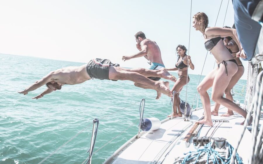Mykonos: Delos and Rhenia Full-Day Sailing Cruise with Meal - A Greek lunch worth making room for