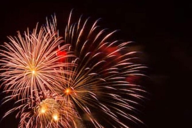 New Year's Eve on a Sailboat with Fireworks display in Lisbon - Five things to know before booking