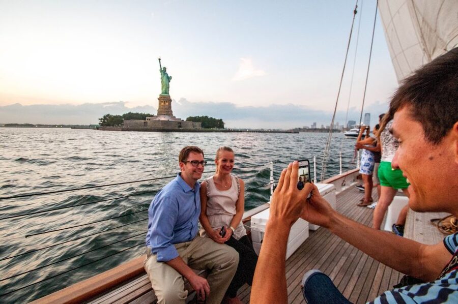 New York City: Sunset Sail Aboard a Schooner - Governors Island, Battery Park, and the Financial District