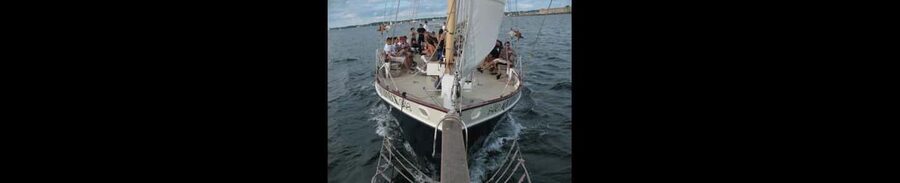 Newport: Morning Mimosa Sail aboard Schooner Aquidneck - Morning views across Newport Harbor