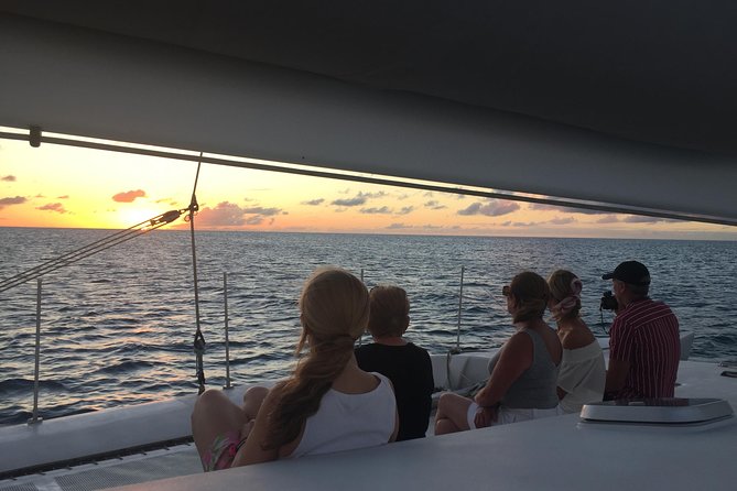 No1Sxm Sunset Sail Experience in St Maarten - Drinks, snacks, and the onboard mood
