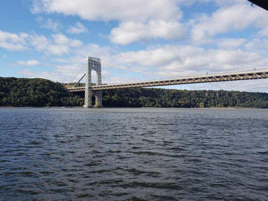 NYC: Hudson River Fall Foliage Sailing Trip - Clothing, comfort, and boarding advice